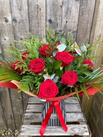 A Dozen Red roses